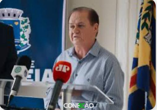 Uniformes atrasados, contratos suspeitos e o homem de confiança do prefeito: Levi na mira