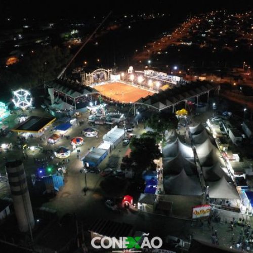 Costela, Chopp e Whisky: a Festa do Prefeito (sem povo, sem peão)